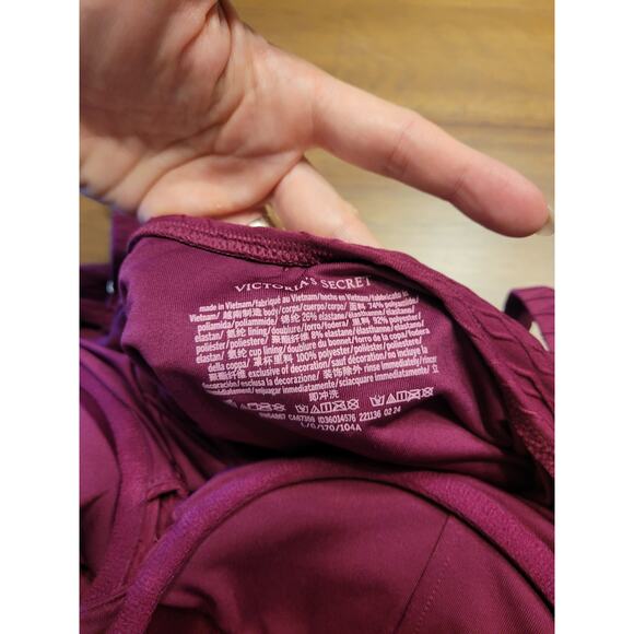 Victoria’s Secret Twist Push-Up One-Piece Swimsuit L Maroon – NWT - Picture 14 of 15